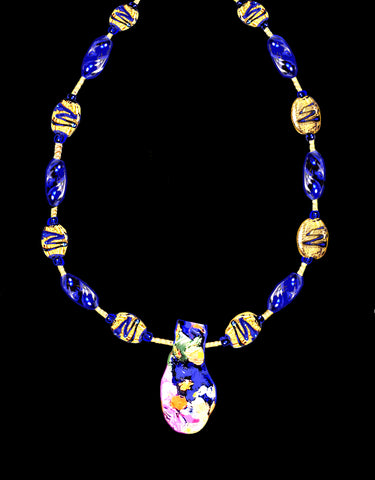 ETRUSCAN NECKLACE - VINTAGE BEADS AND MODERN ART
